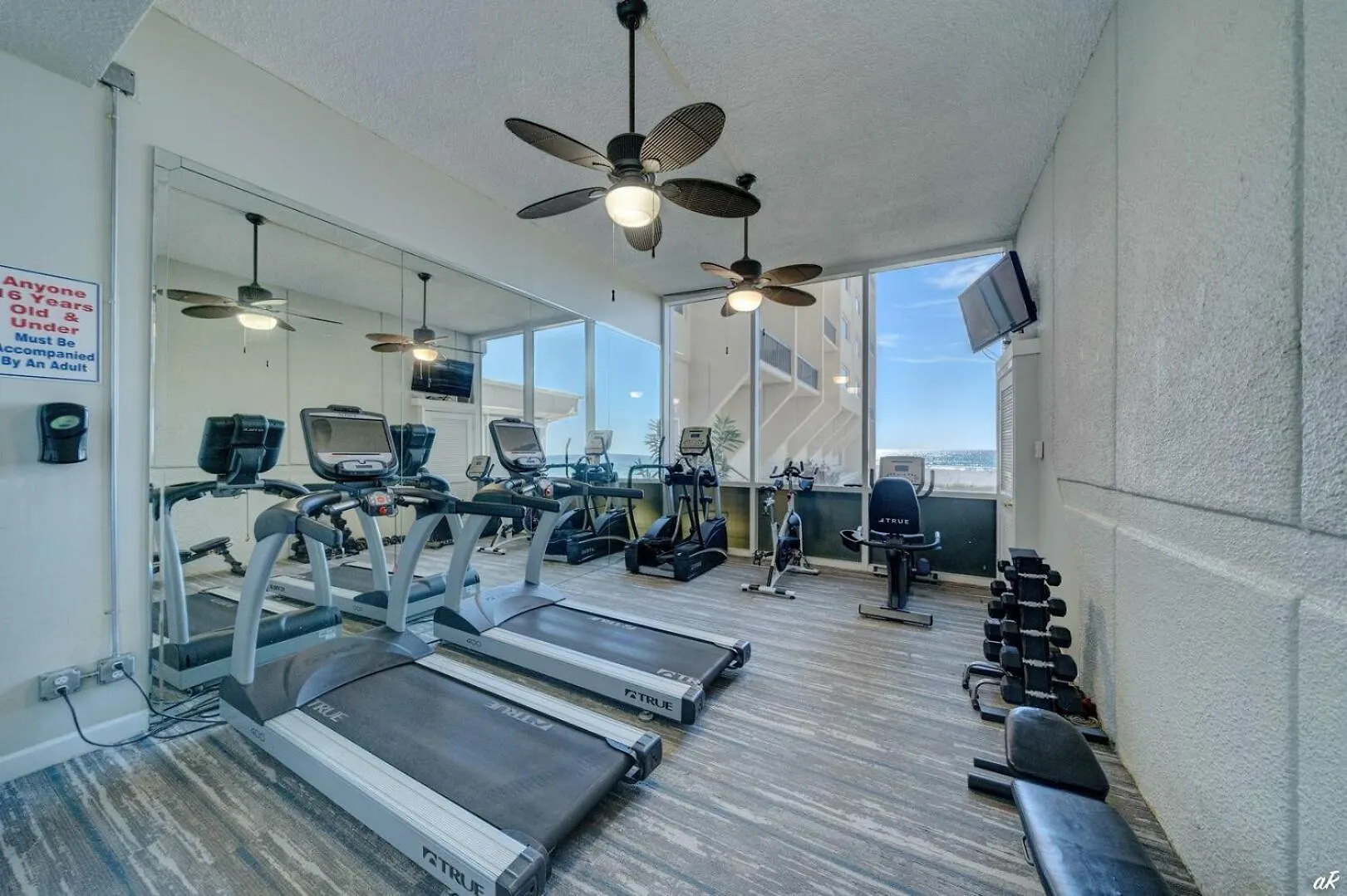 Beautiful Beach Front Paradise At Pinnacle Port B2-608! Panama City Beach Prázdninový dům